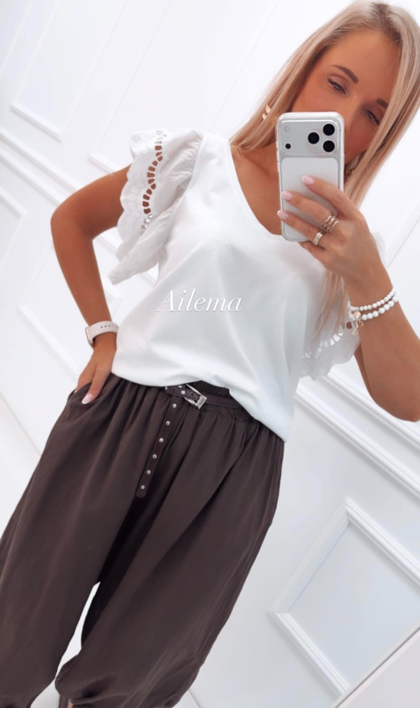 124222388-1.webp