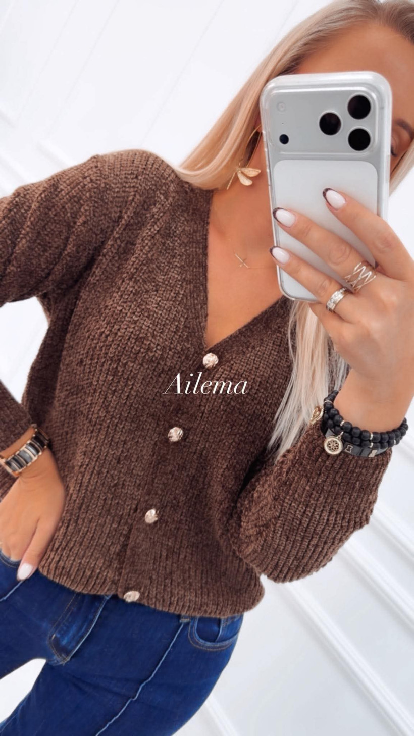124240870-0.webp