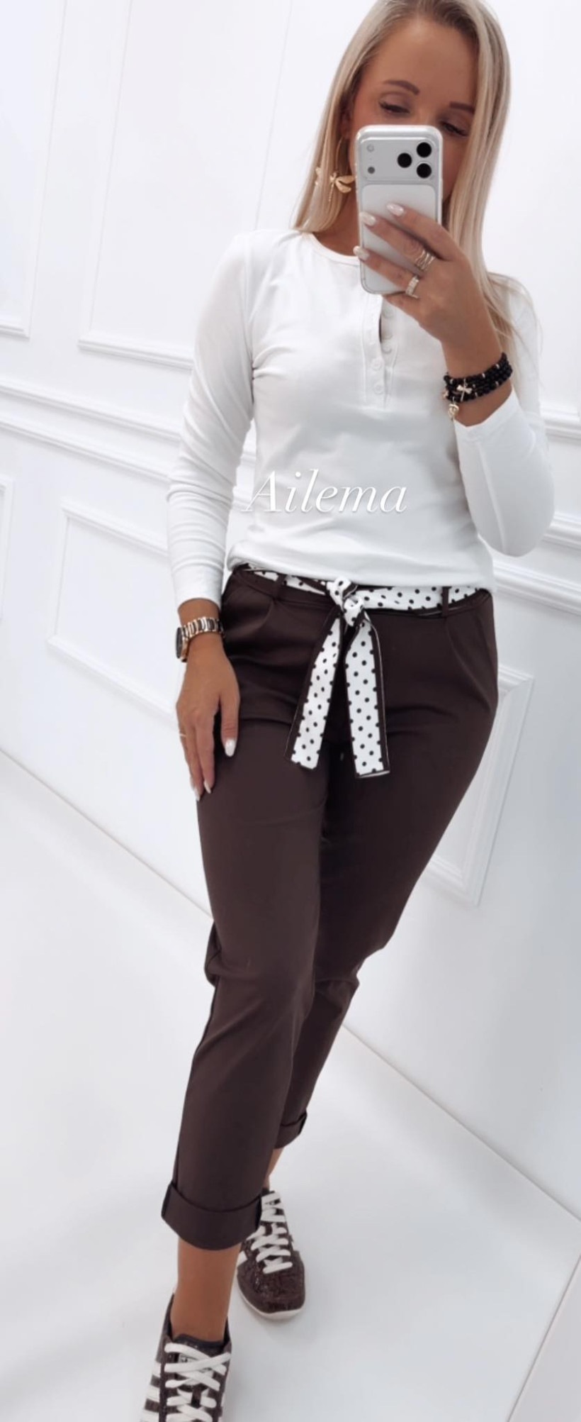 124242501-1.webp