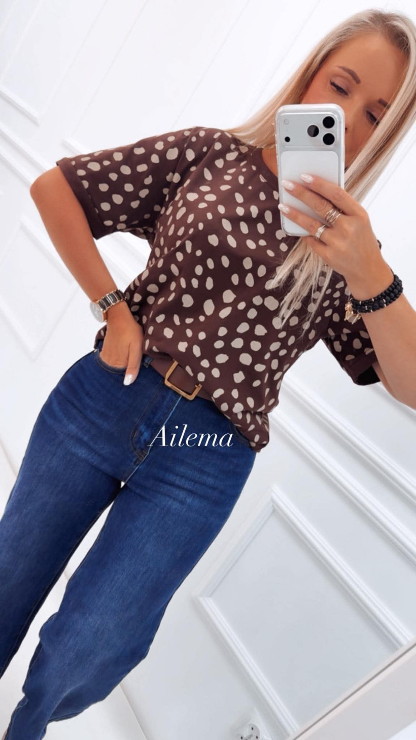 124244484-2.webp