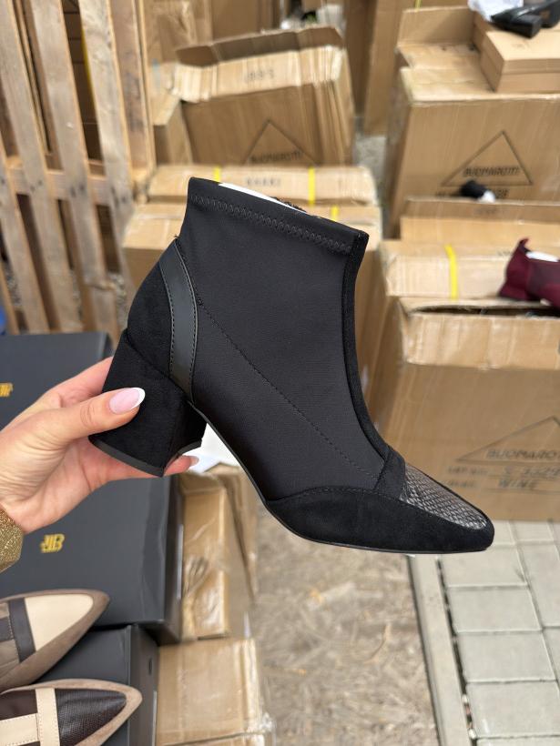 124365905-2.webp