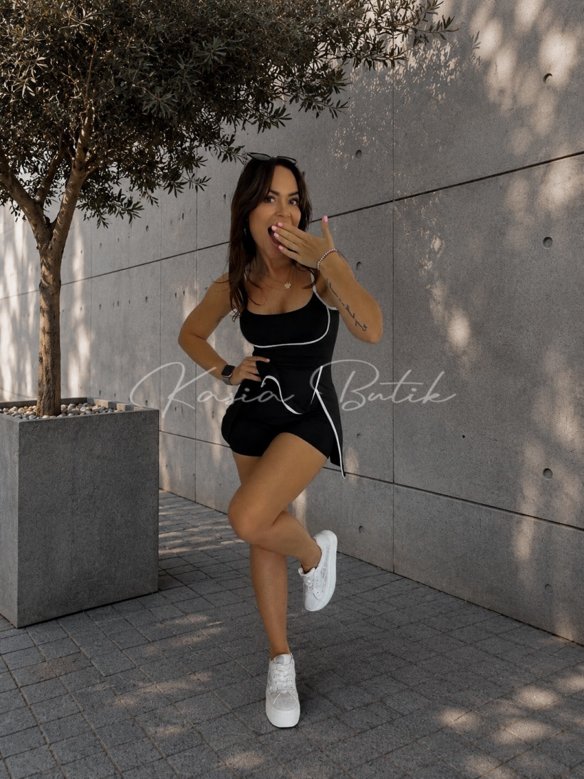 124371585-0.webp