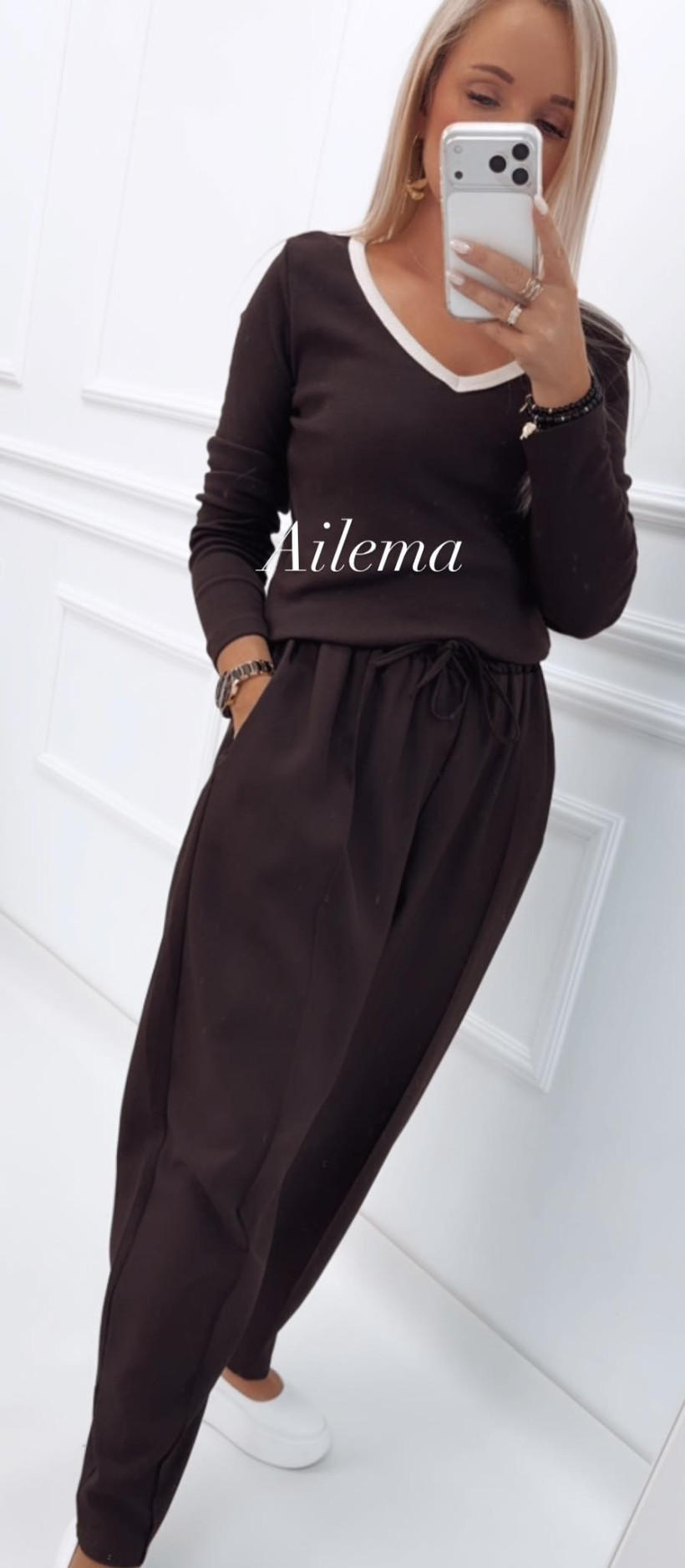 124397243-2.webp