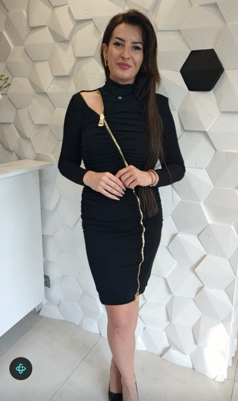 124457870-2.webp