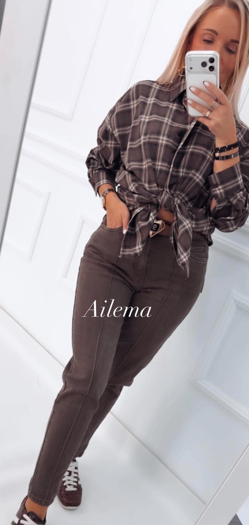 124498720-8.webp
