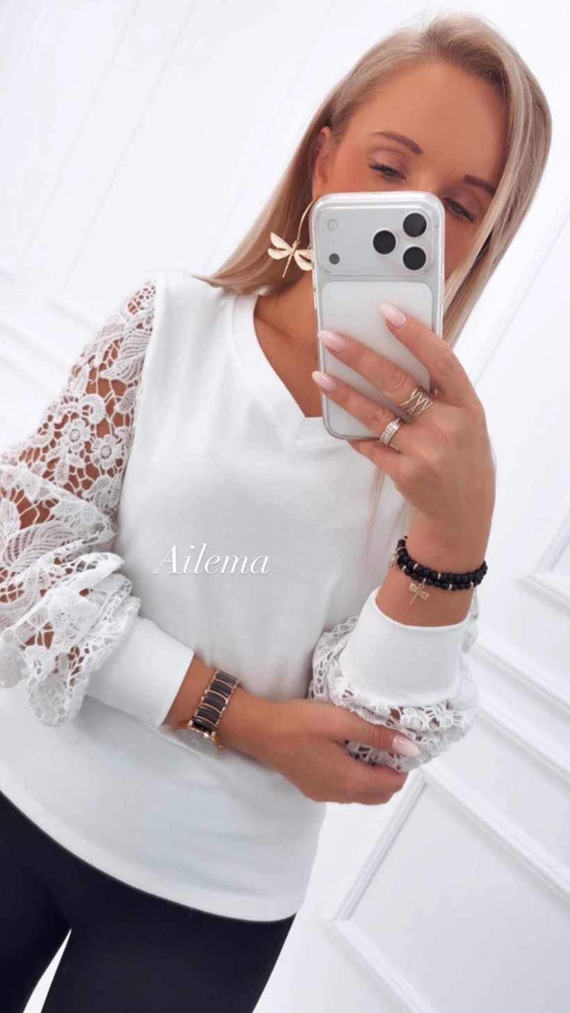 124500127-3.webp