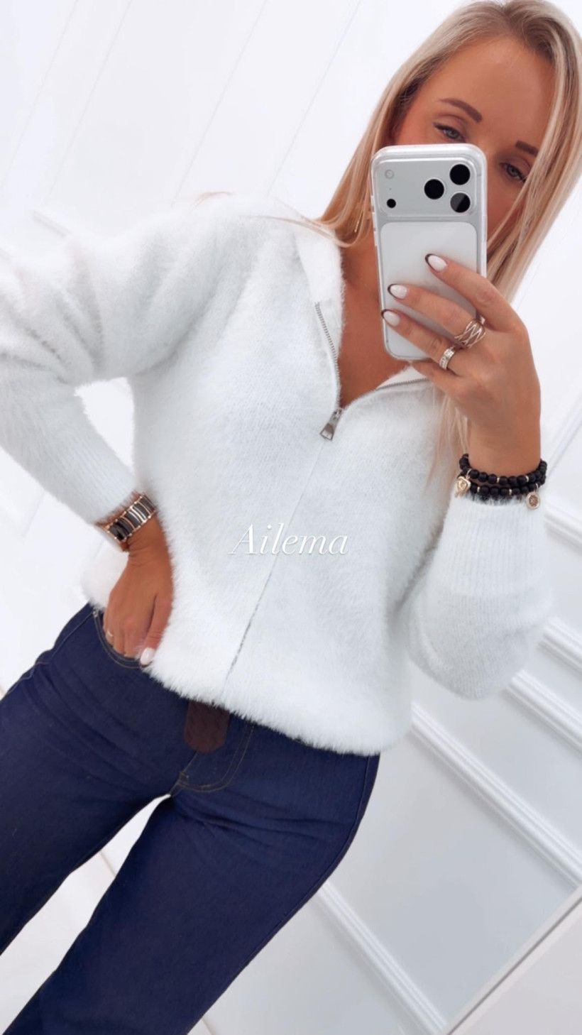 124500181-4.webp