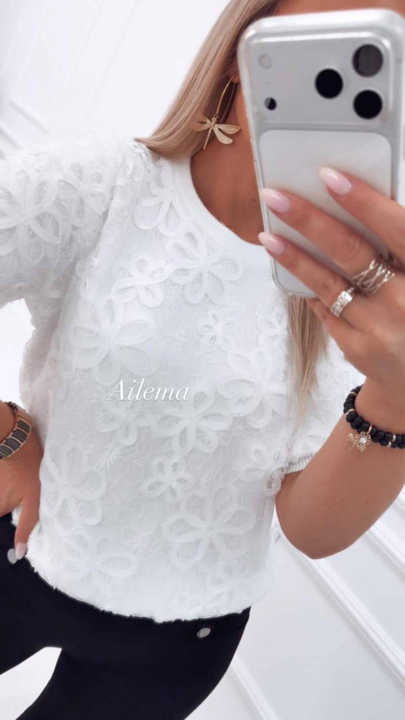 124512850-1.webp