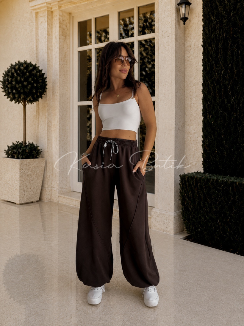 124591382-2.webp