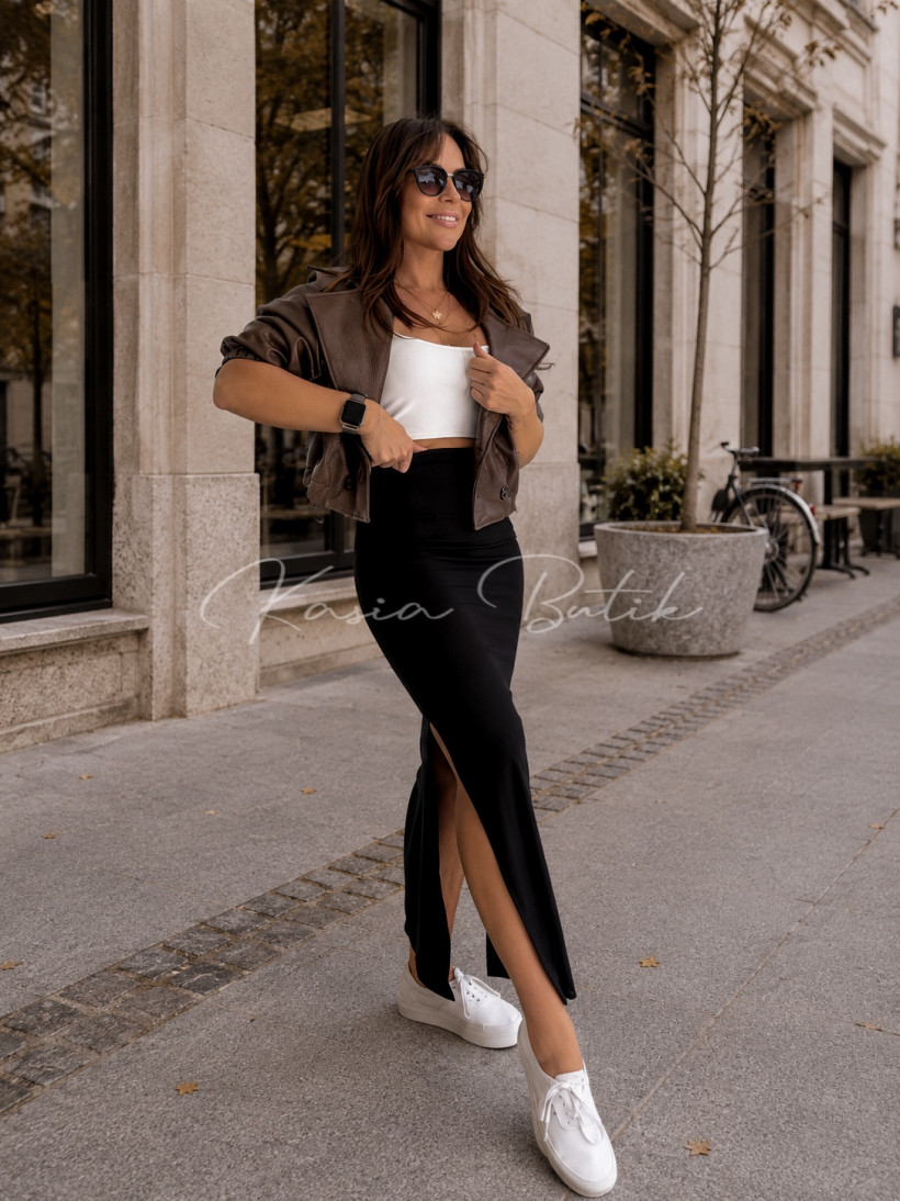 124622489-6.webp