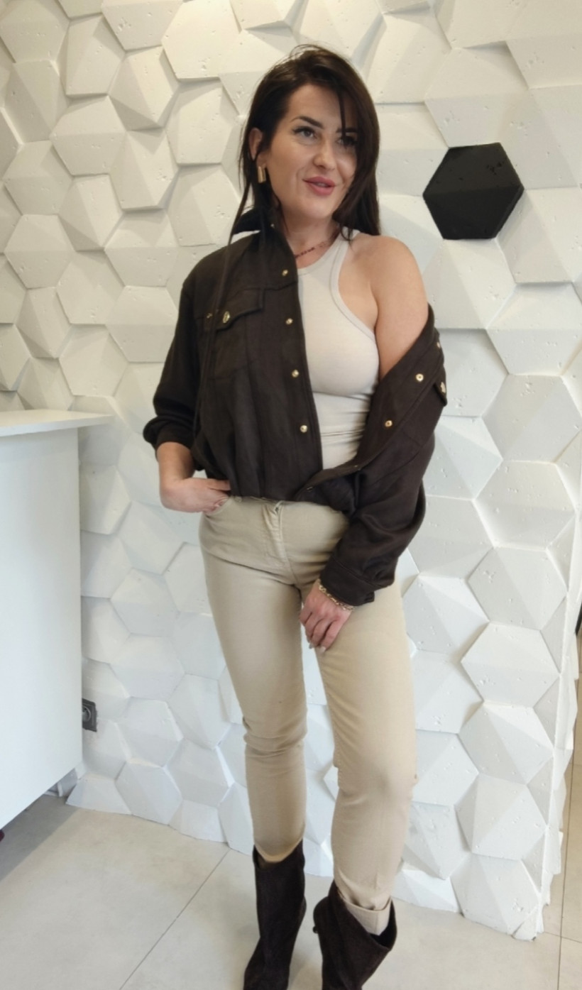 124644490-6.webp