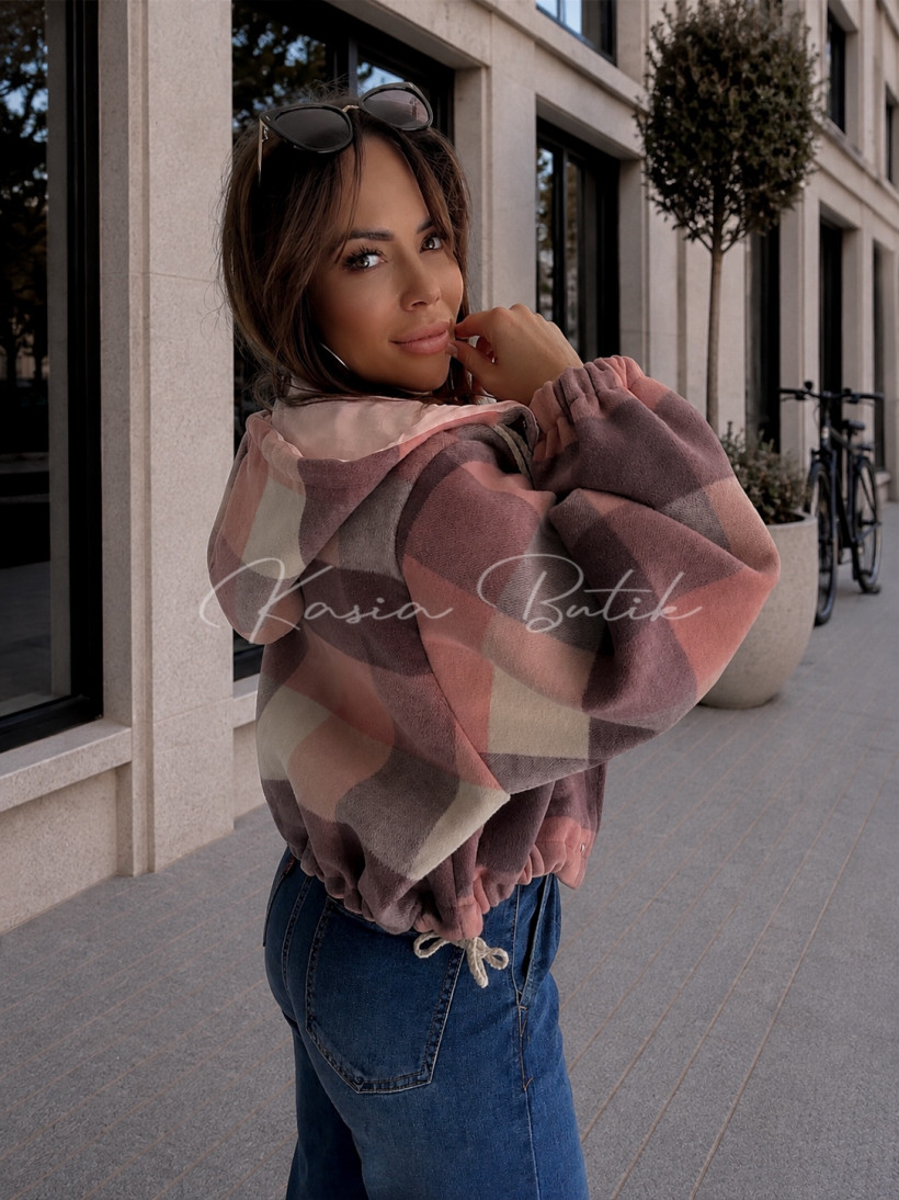 124679809-5.webp