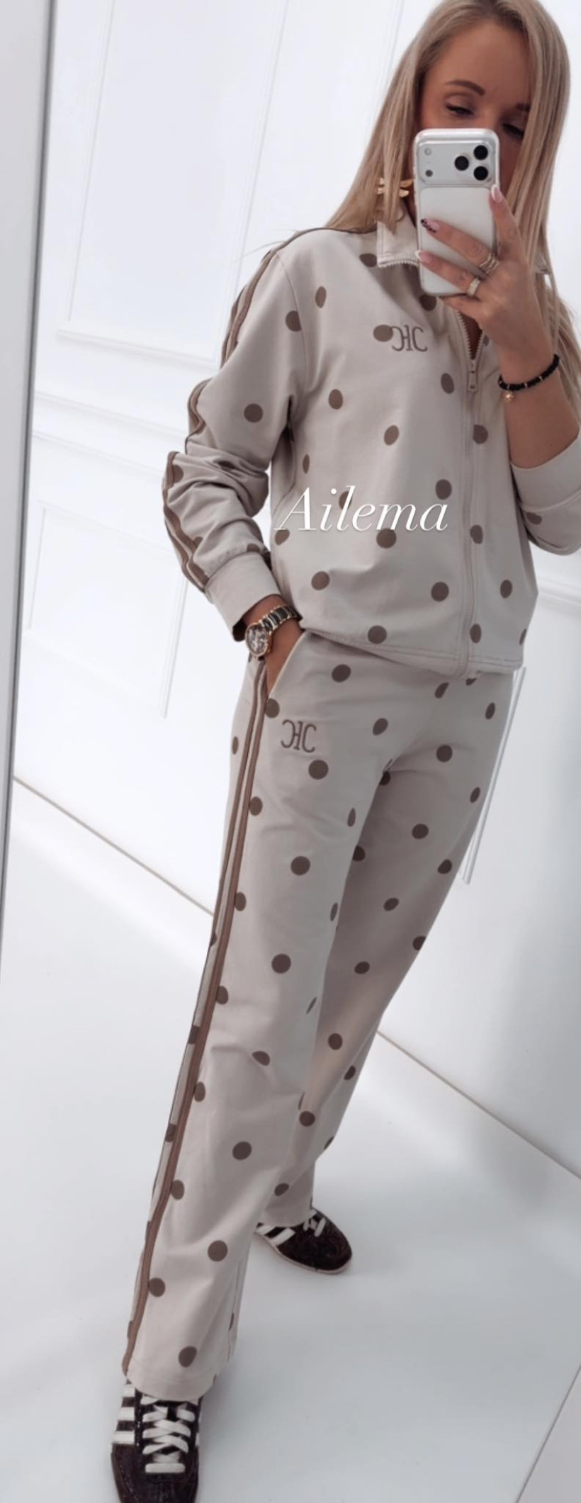 124730634-2.webp
