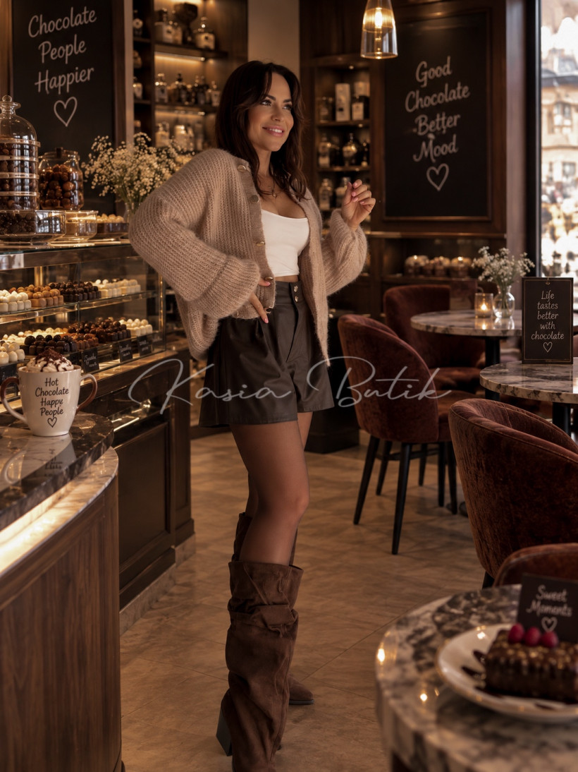 124795909-2.webp