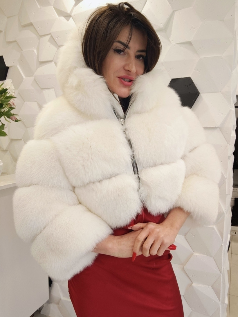 124811281-2.webp