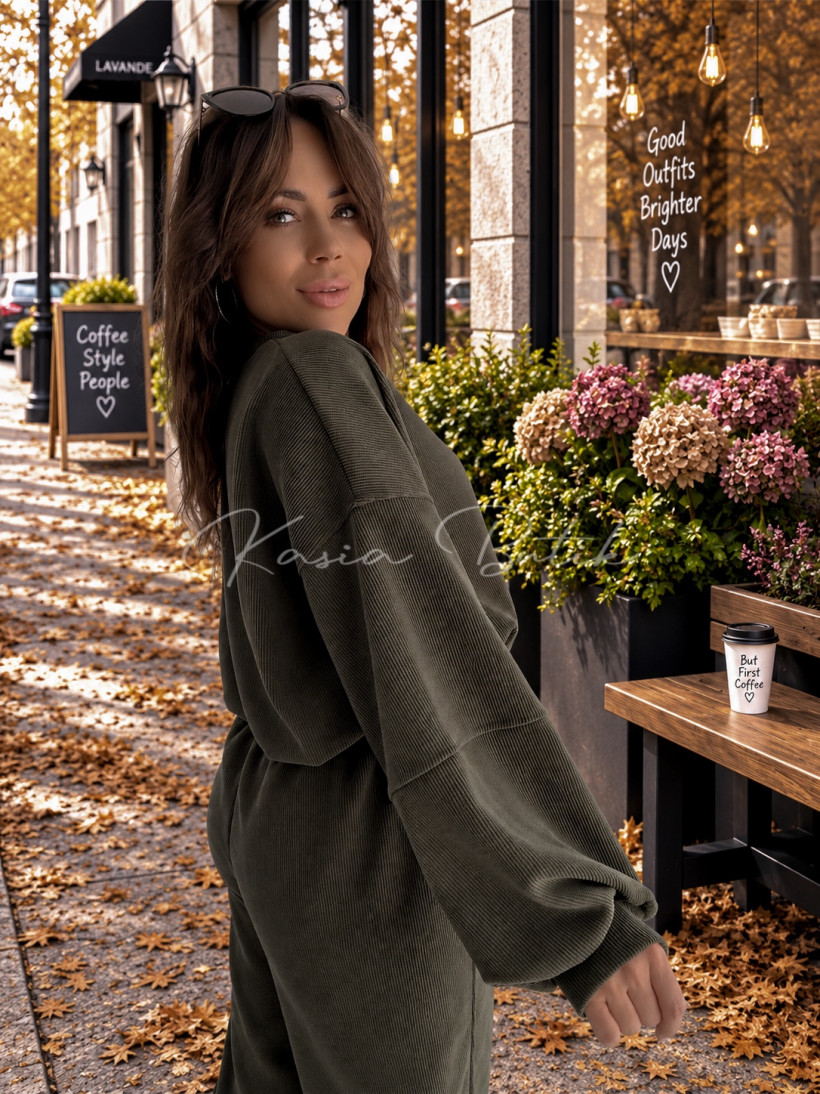 124820744-4.webp