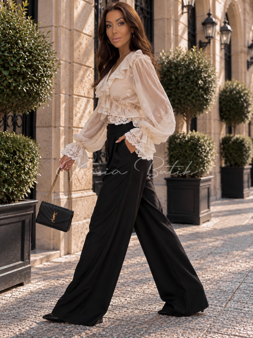 124873642-6.webp