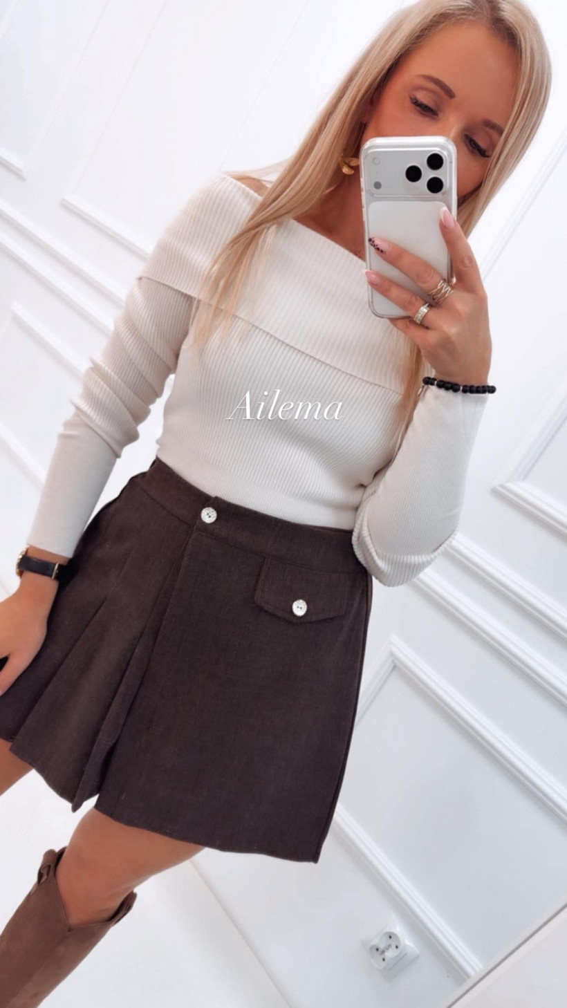 124971102-3.webp