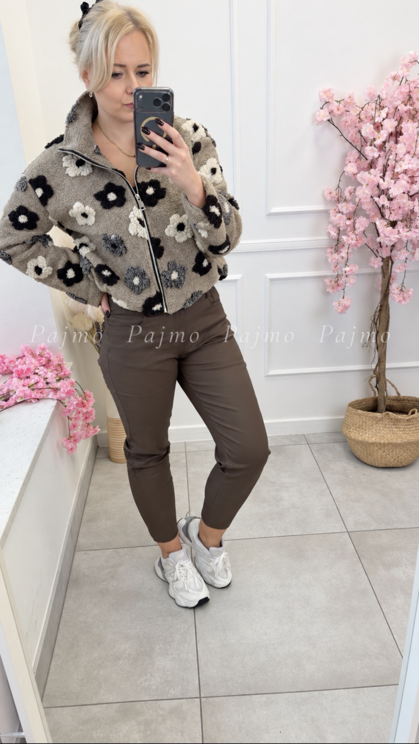125044014-1.webp