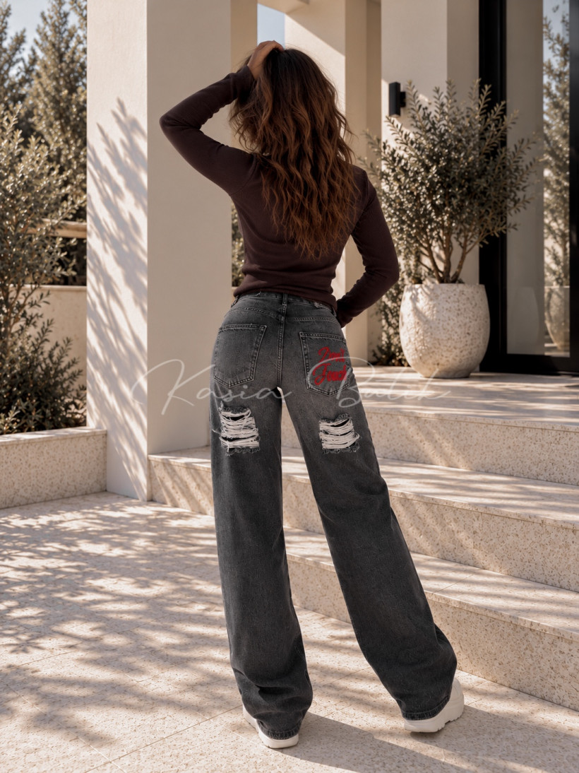 125091245-1.webp