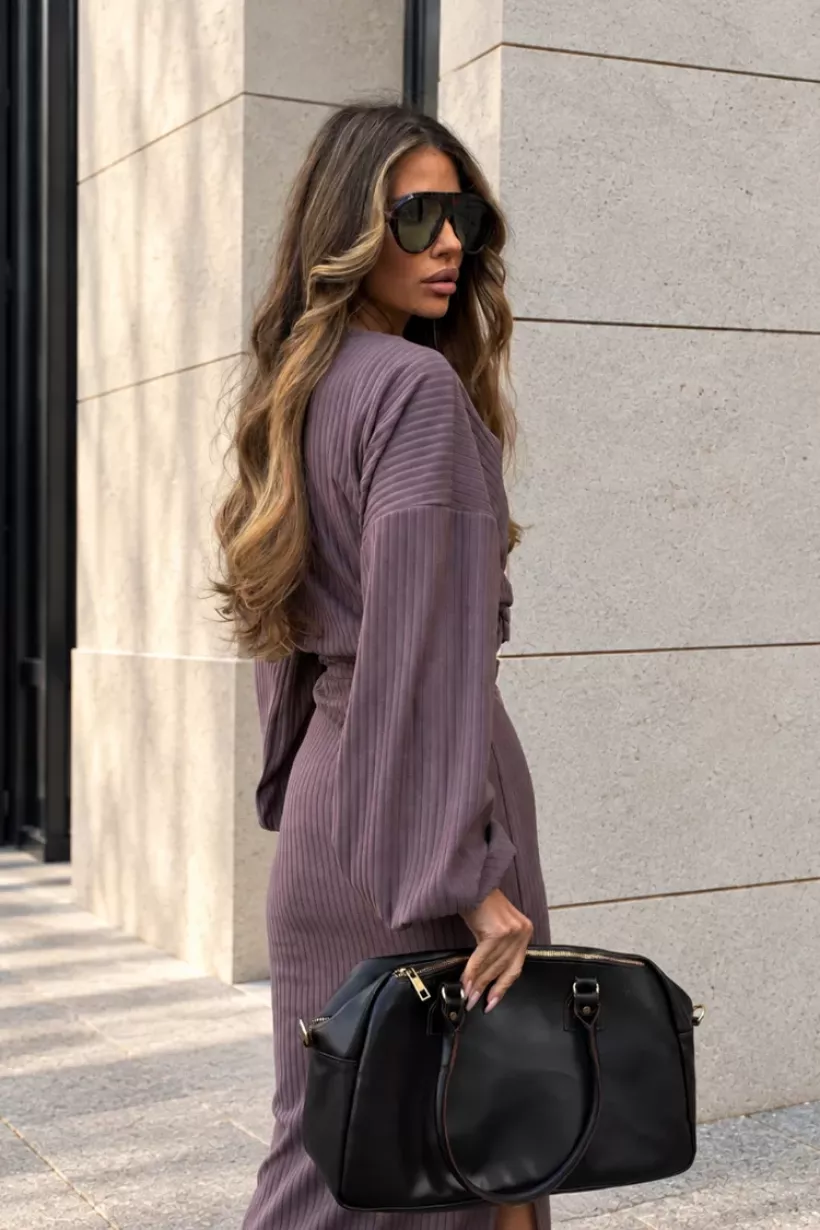 125096568-1.webp