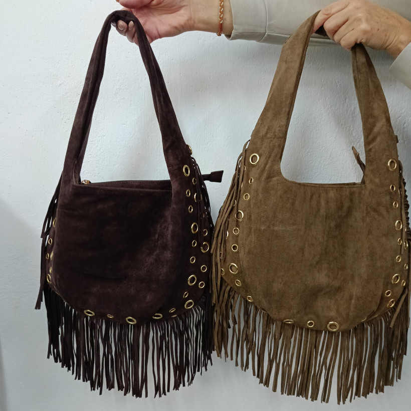 125115137-1.webp