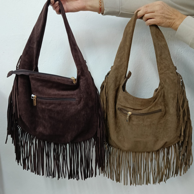 125115137-2.webp
