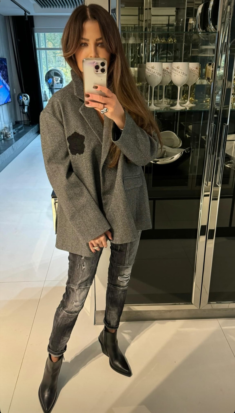 2127697-3.webp
