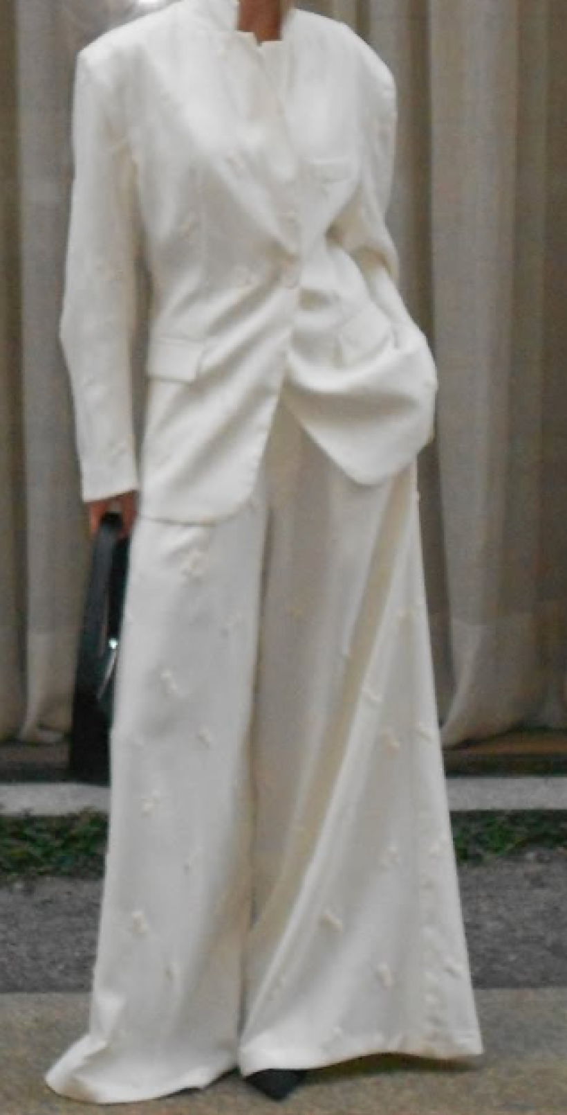 2507085-0.webp