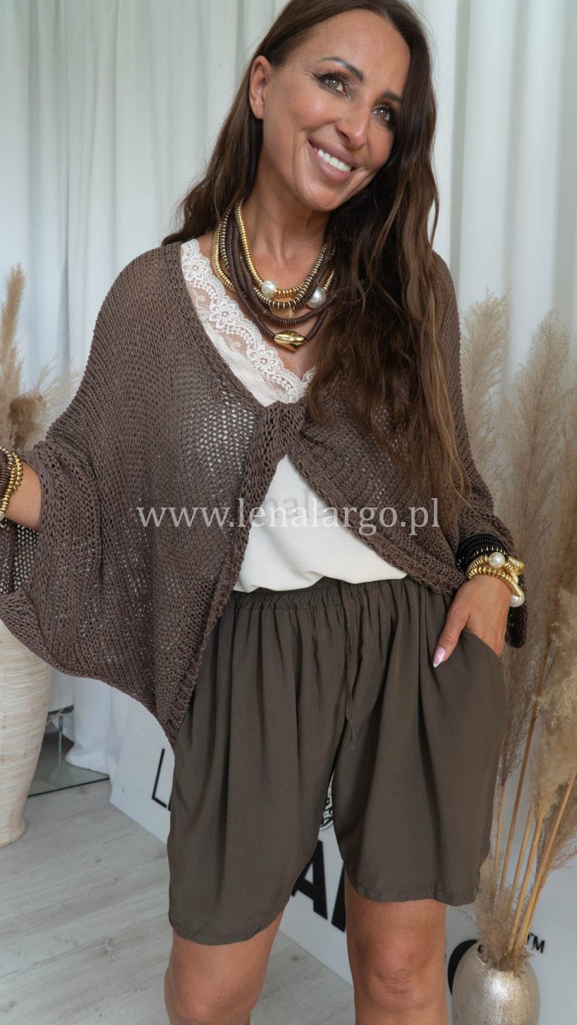 2772007-98.webp