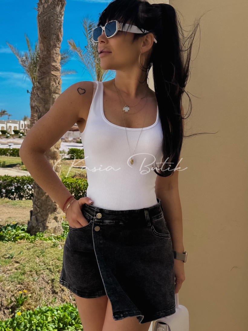 3040183-1.webp