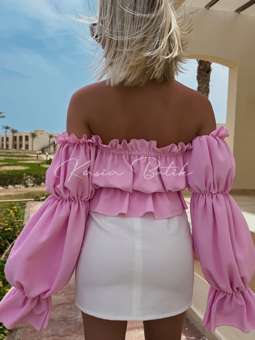 3088569-2.webp