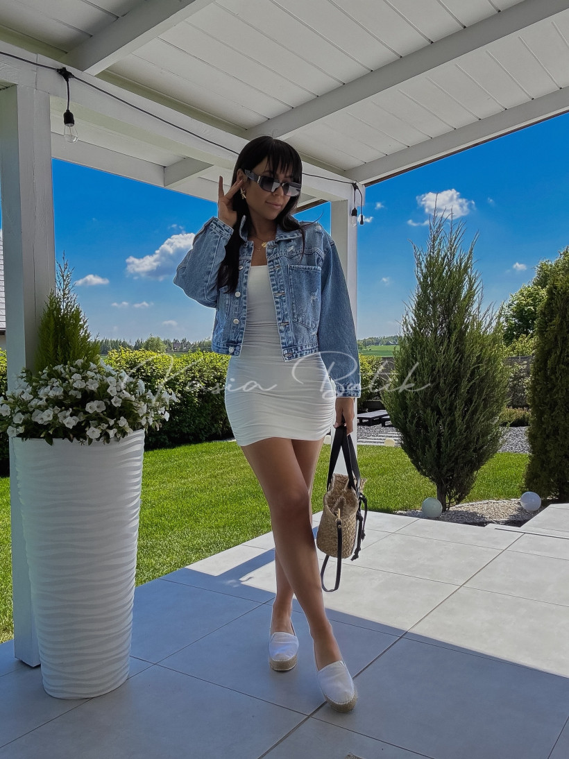 3203072-11.webp