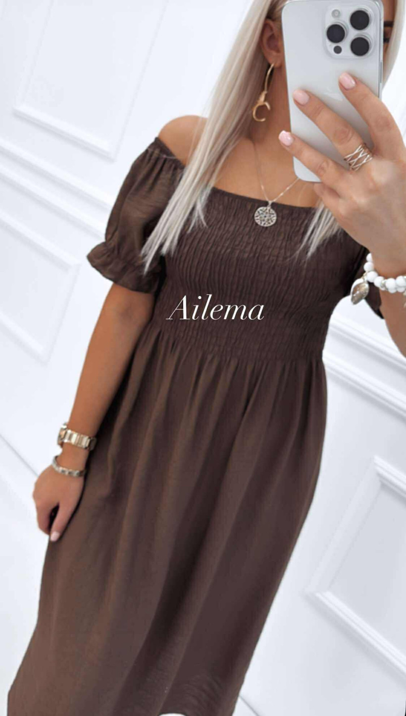 3217044-6.webp