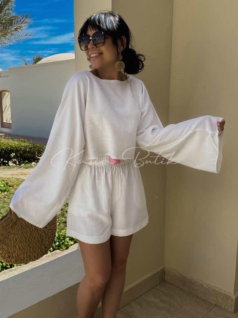 3270860-2.webp