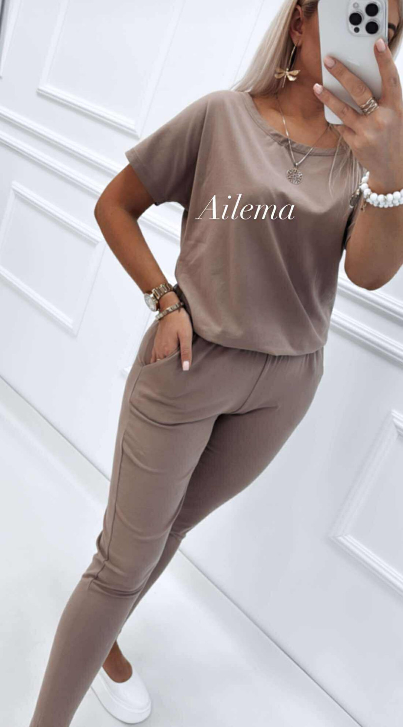 3281033-0.webp