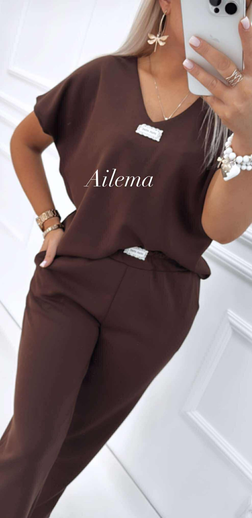 3299509-4.webp