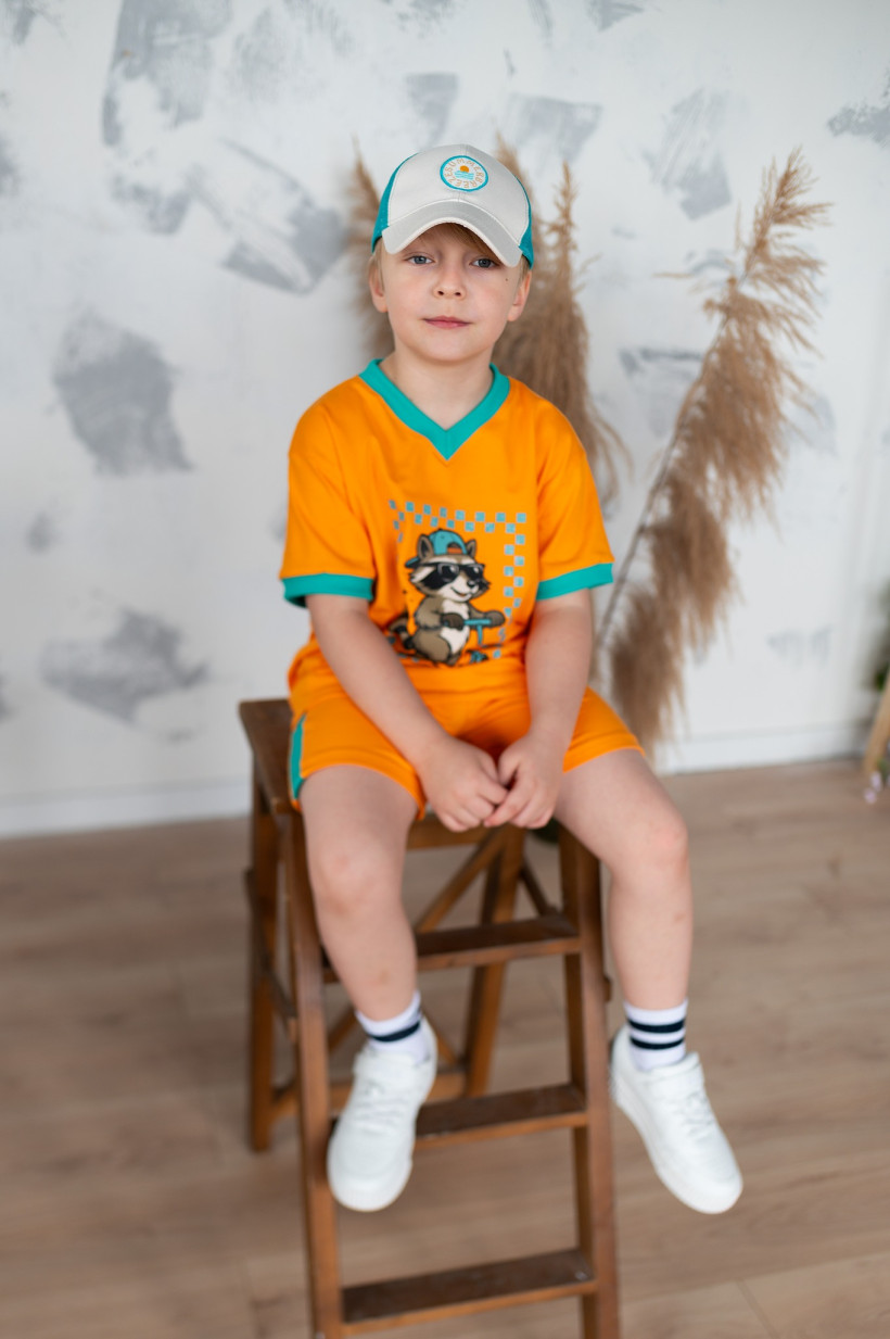 3306095-2.webp