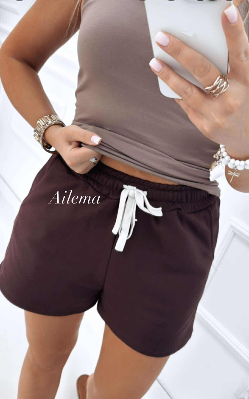 3327917-2.webp