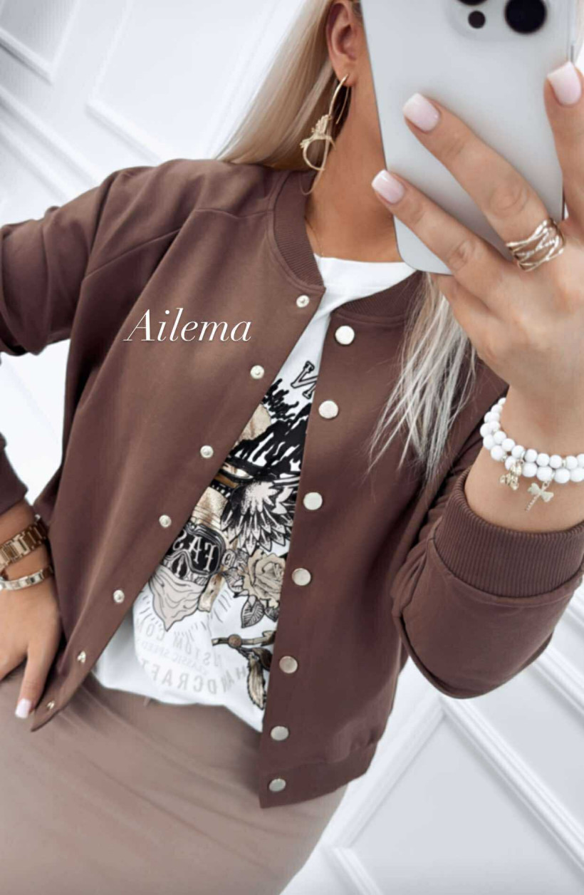 3349674-5.webp