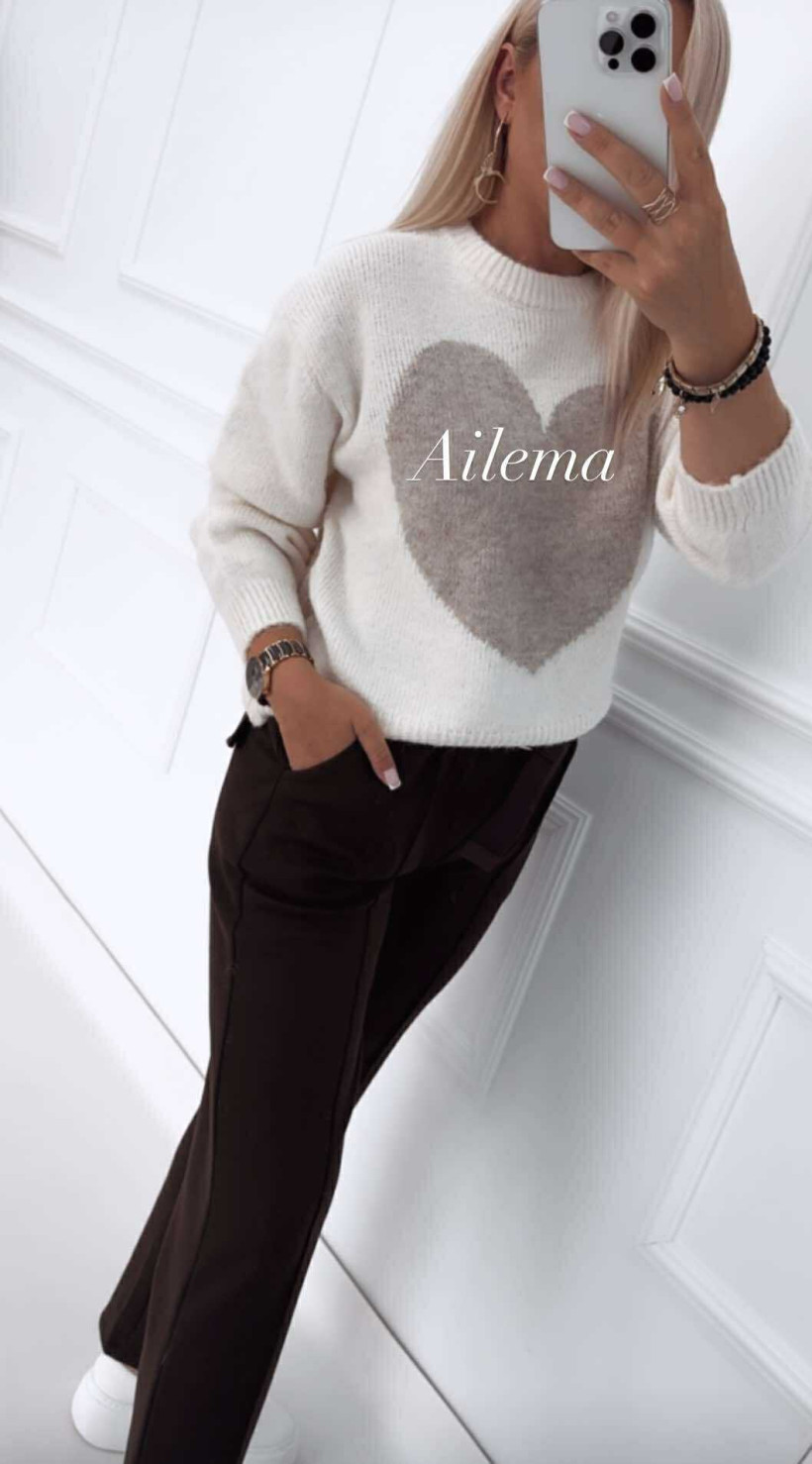 3558100-5.webp