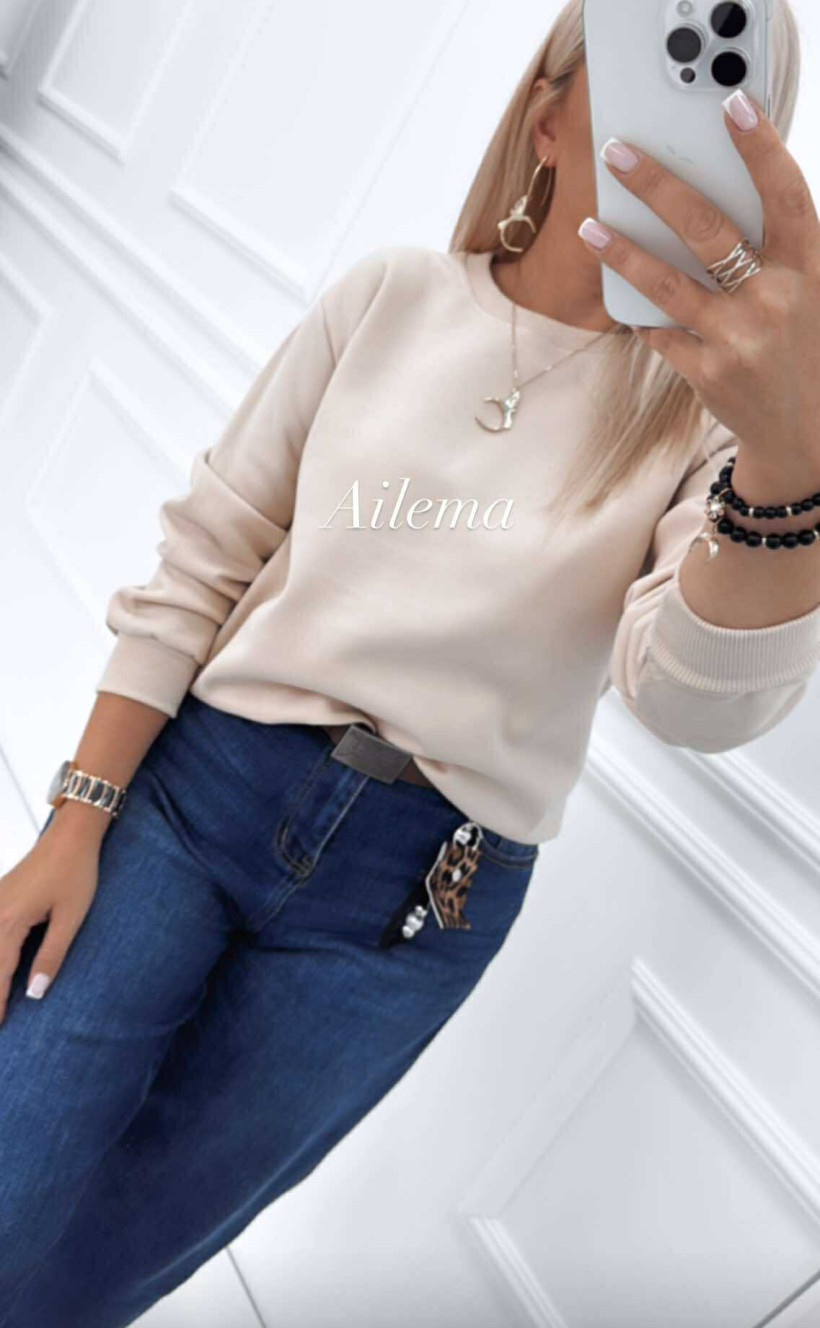 3569767-2.webp