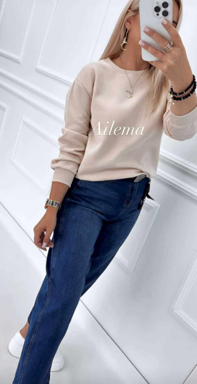 3569767-5.webp