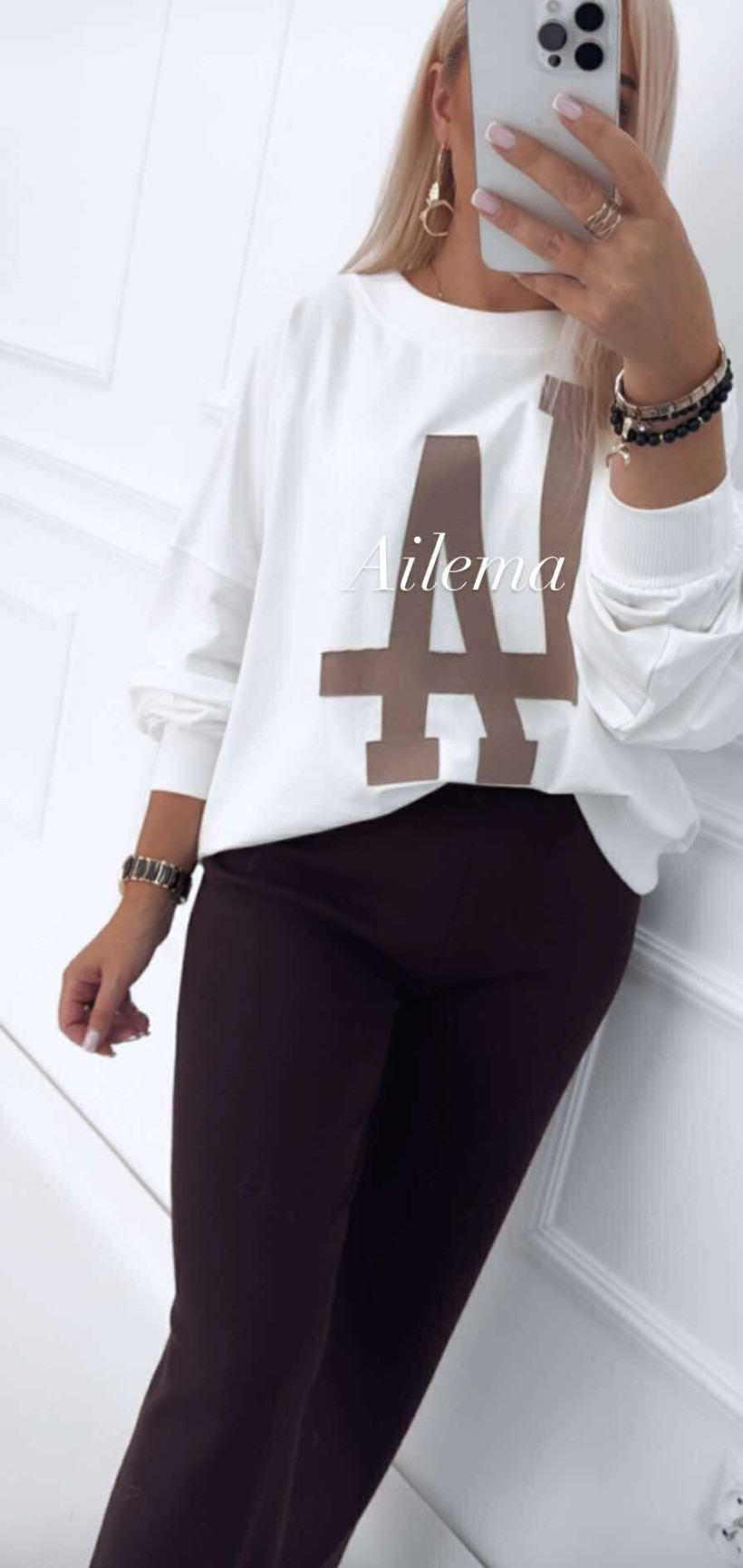 3573401-3.webp