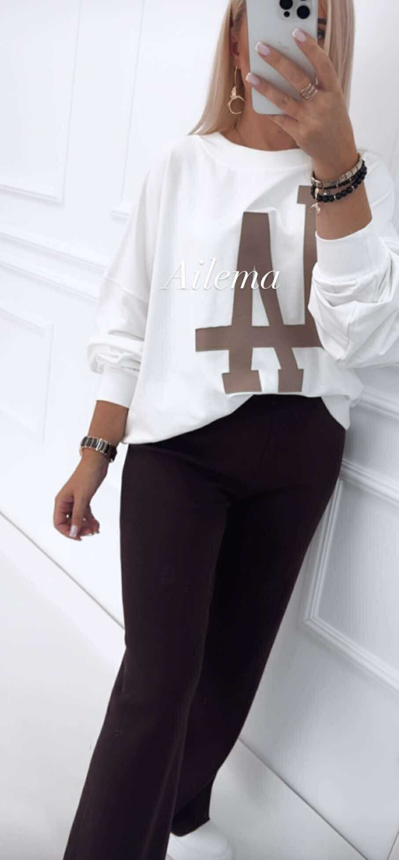3573401-5.webp