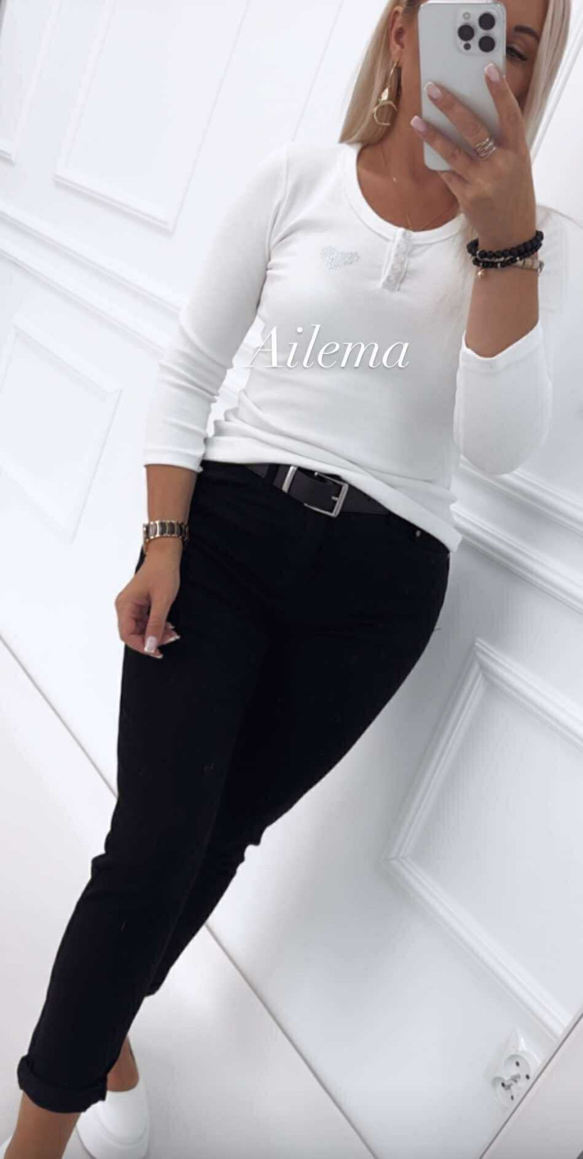 3609825-5.webp