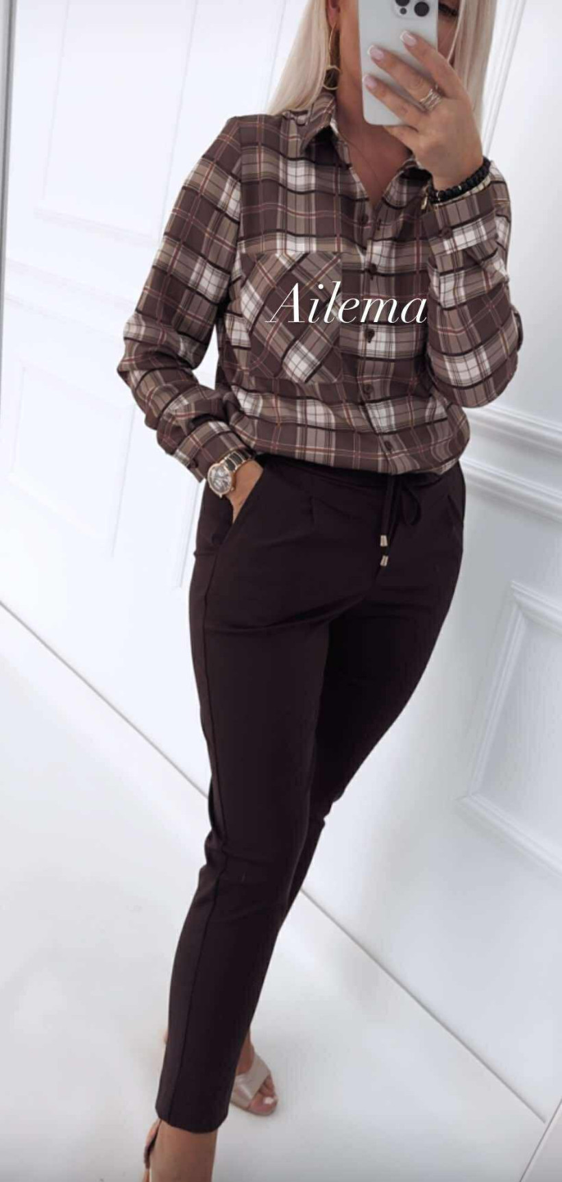 3643069-2.webp