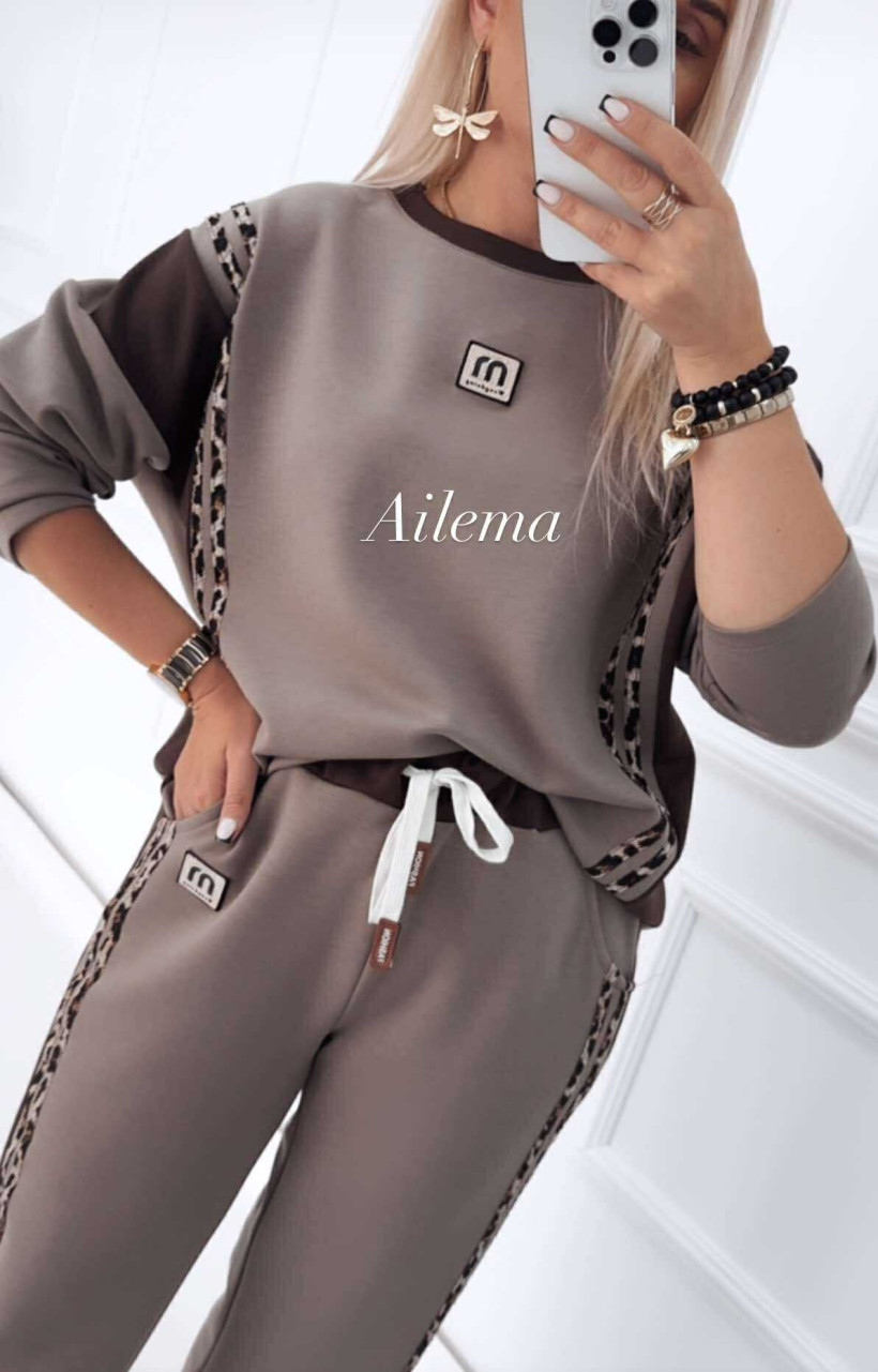 3671358-2.webp