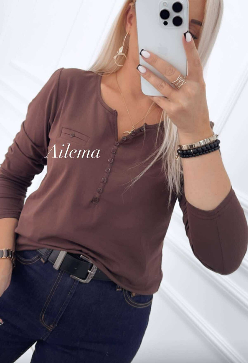 3672398-4.webp