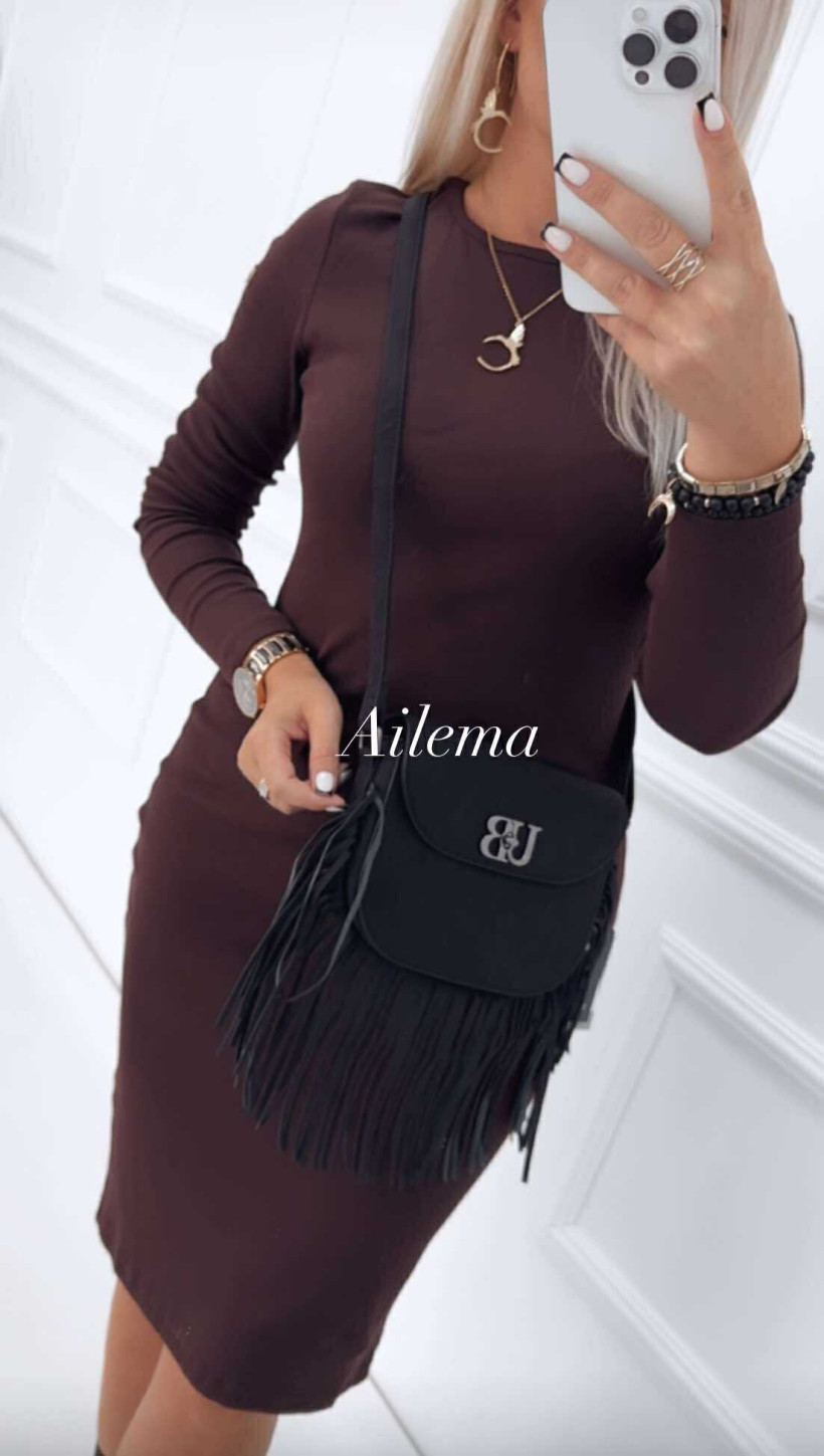 3672880-2.webp
